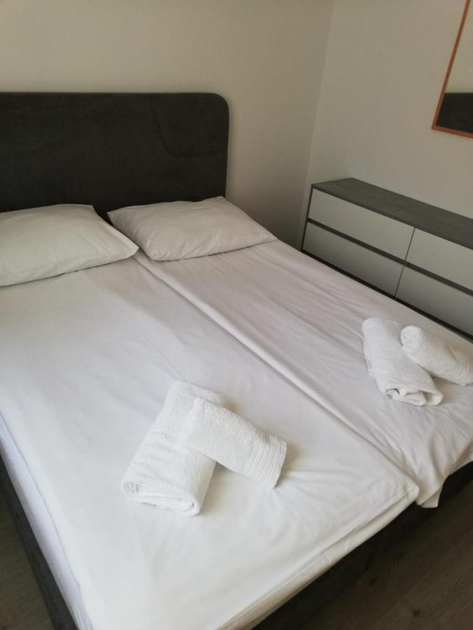 Apartments Jankovic Vodice Eksteriør billede